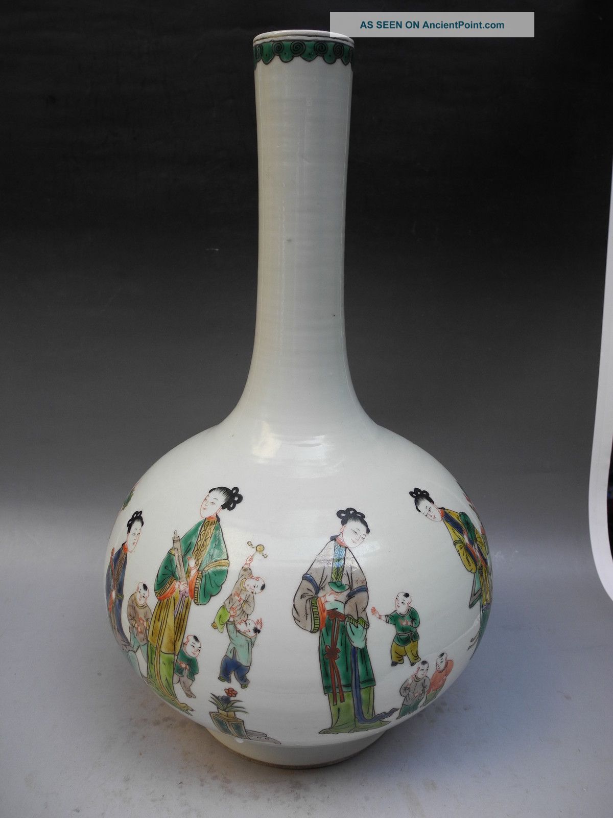 Chinese Gu Cai Four Women 16 Sons Porcelain Vase Vases photo