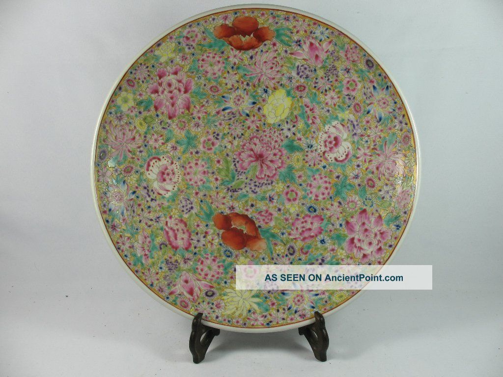 Fine Unique Multicoloured Famille Rose Gilt Porcelain Flower Plates 13.  5 