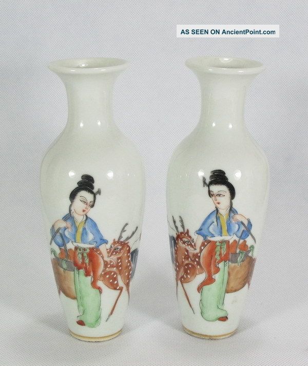 Auspicious Chinese Rose Porcelain Woman Deer Vase Pair Vases photo