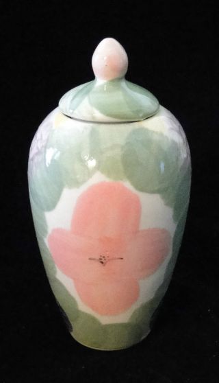 Small Flower Pattern Porcelain Vase With Lid - China (l7) photo