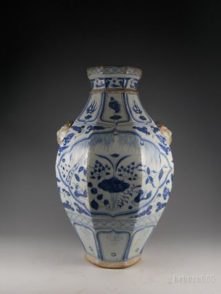 Outstanding Chinese Blue And White Porcelain Vase photo