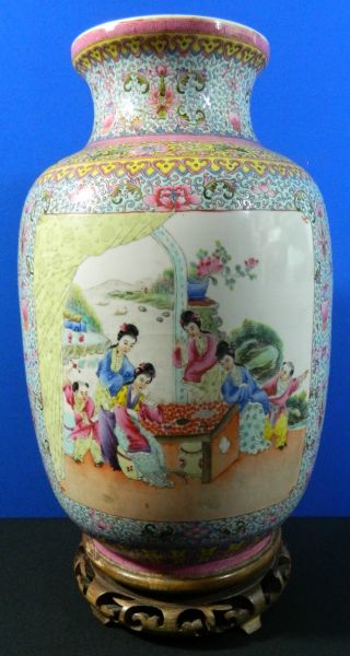 Chinese Antique Large Hand Painted Porcelain Vase Famille Rose 19 C photo