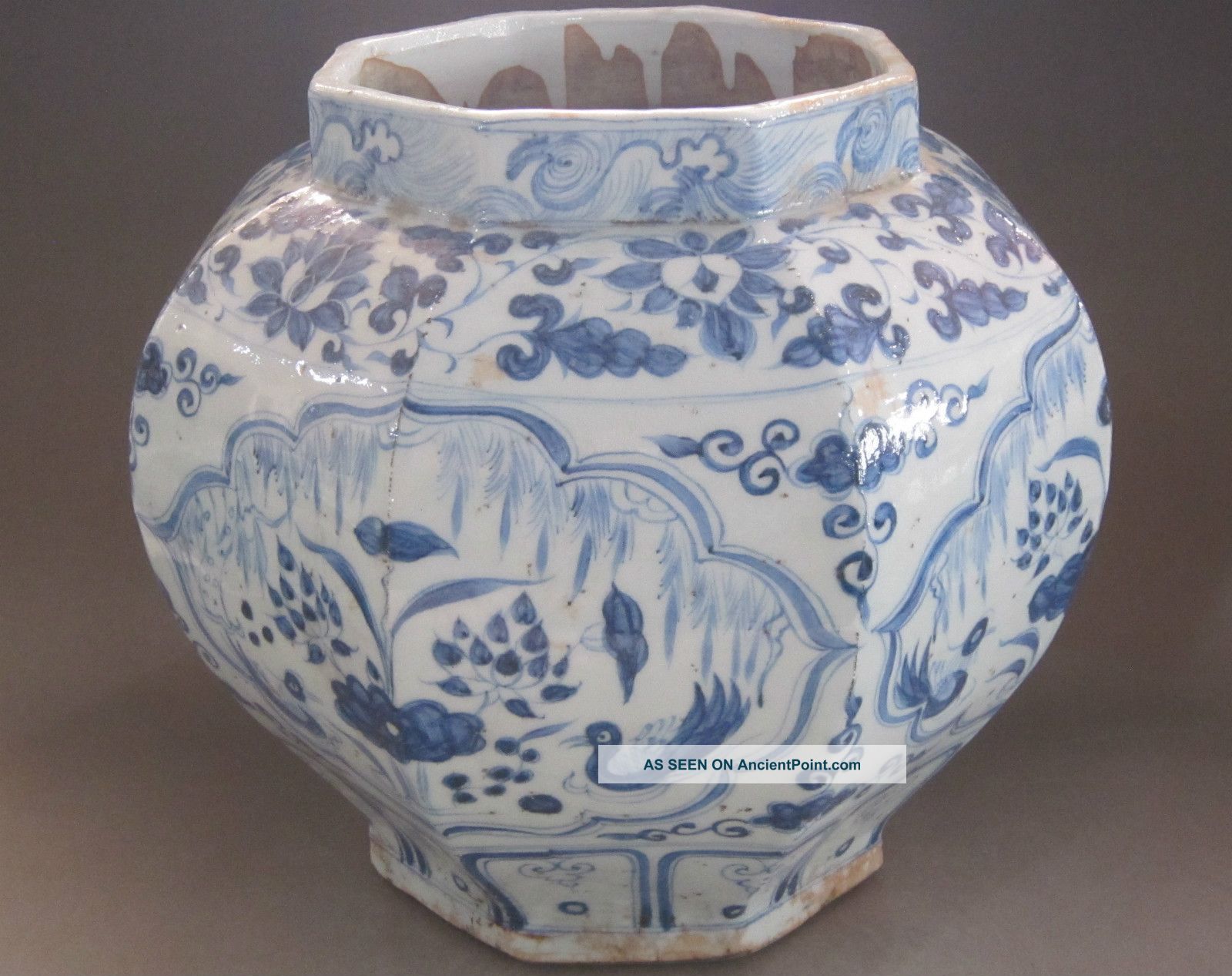 China ' S Huge Yuan Blue And White Porcelain Jar,  Girlfriend Diagram Vases photo