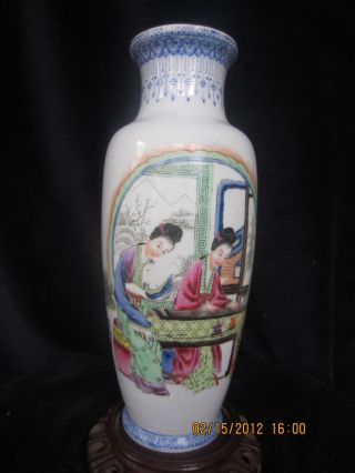 Vintage Chinese Hand Painted Porcelain Vase photo