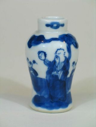 Antique Chinese Blue And White Porcelain Miniature Vase / Bottle,  Kangxi Period photo