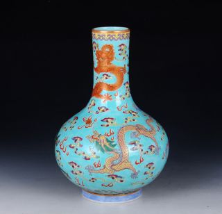 Vintage Peacock Green Glaze Porcelain Dragon Vase Of Chinese Antique 18th photo