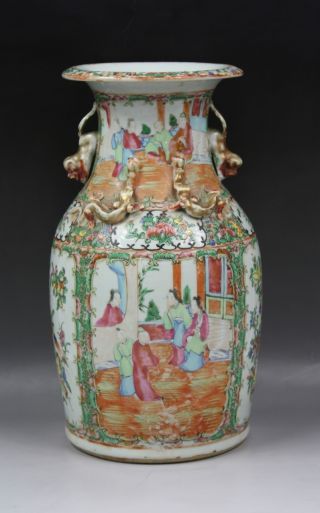 A Big Chinese Antique Late Qing Dynasty Rose Medallion Porcelain Vase photo