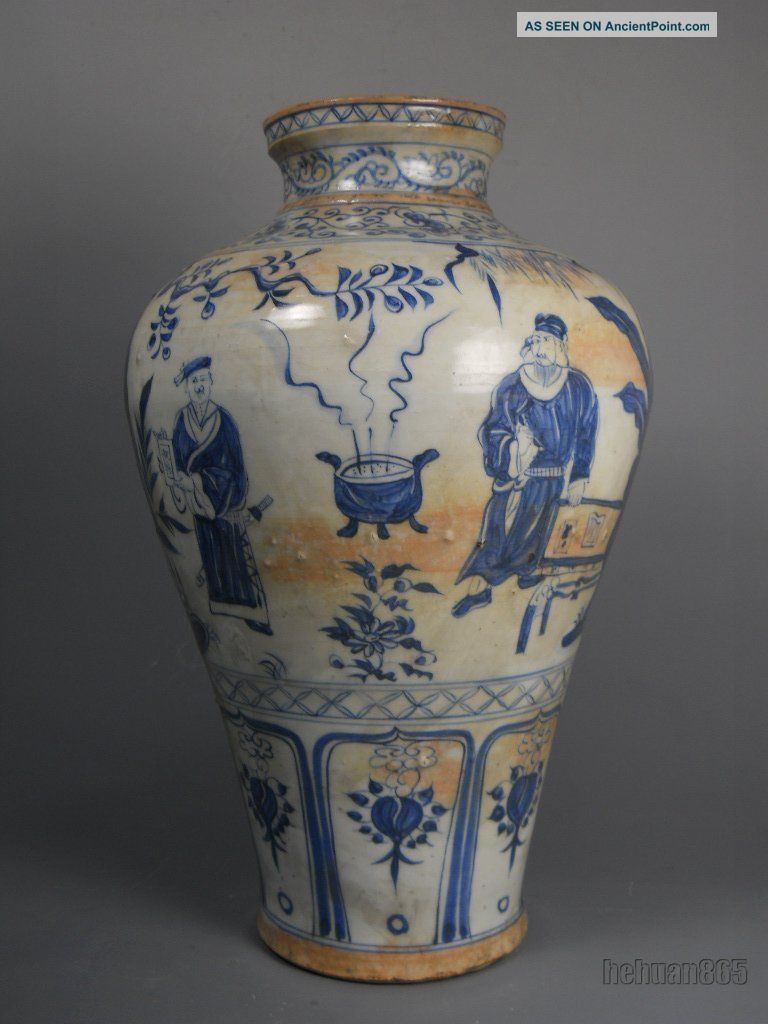 A Stunning Chinese Blue And White Porcelain Vase Vases photo