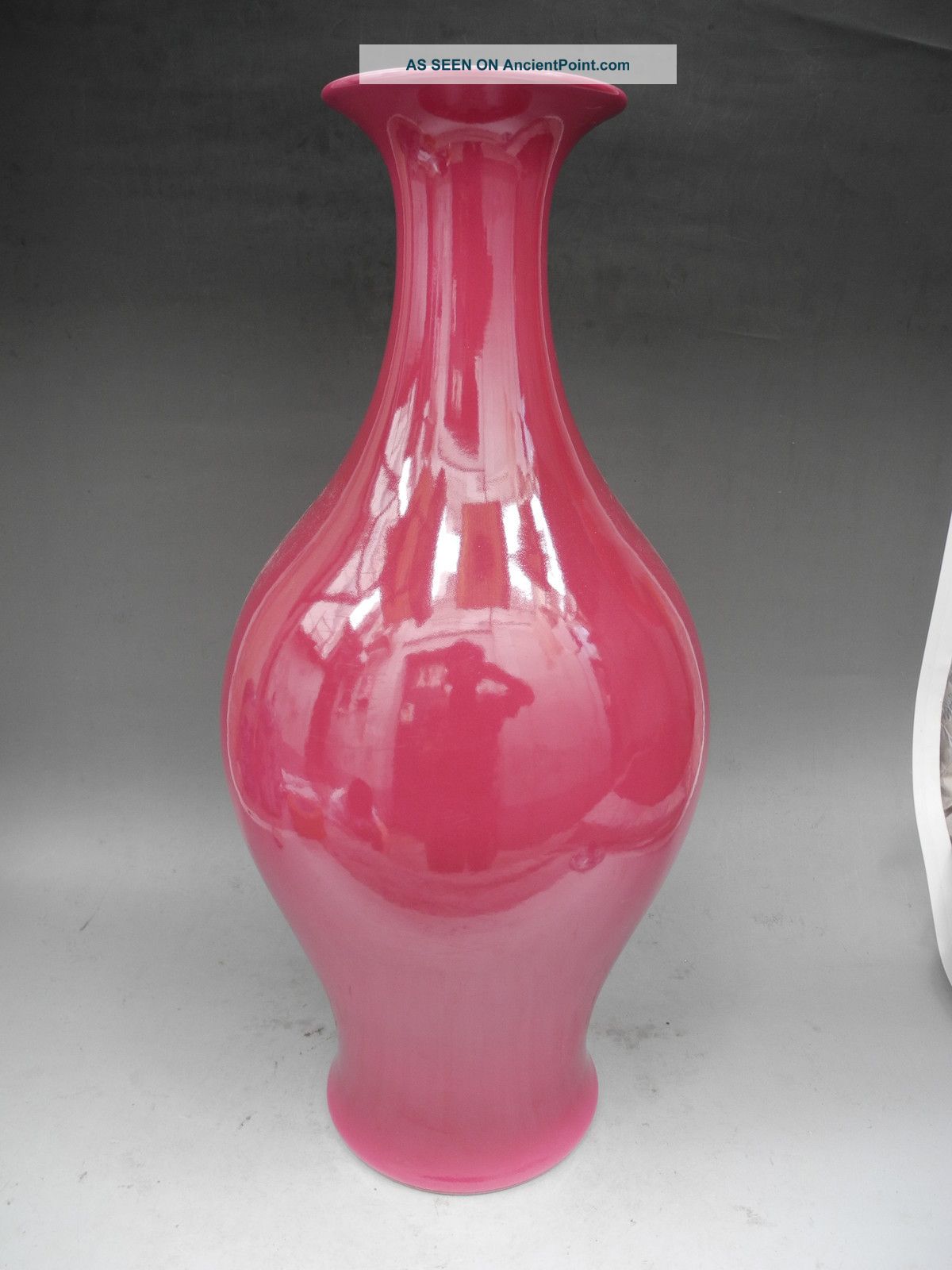Chinese Rouge Red Glaze Porcelain Vase Vases photo