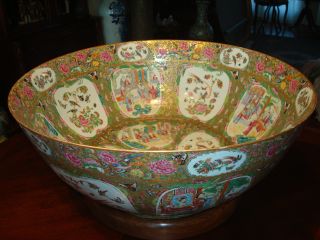 Antique Chinese Rose Medallion Mandarin Punch Bowl 23.  5 