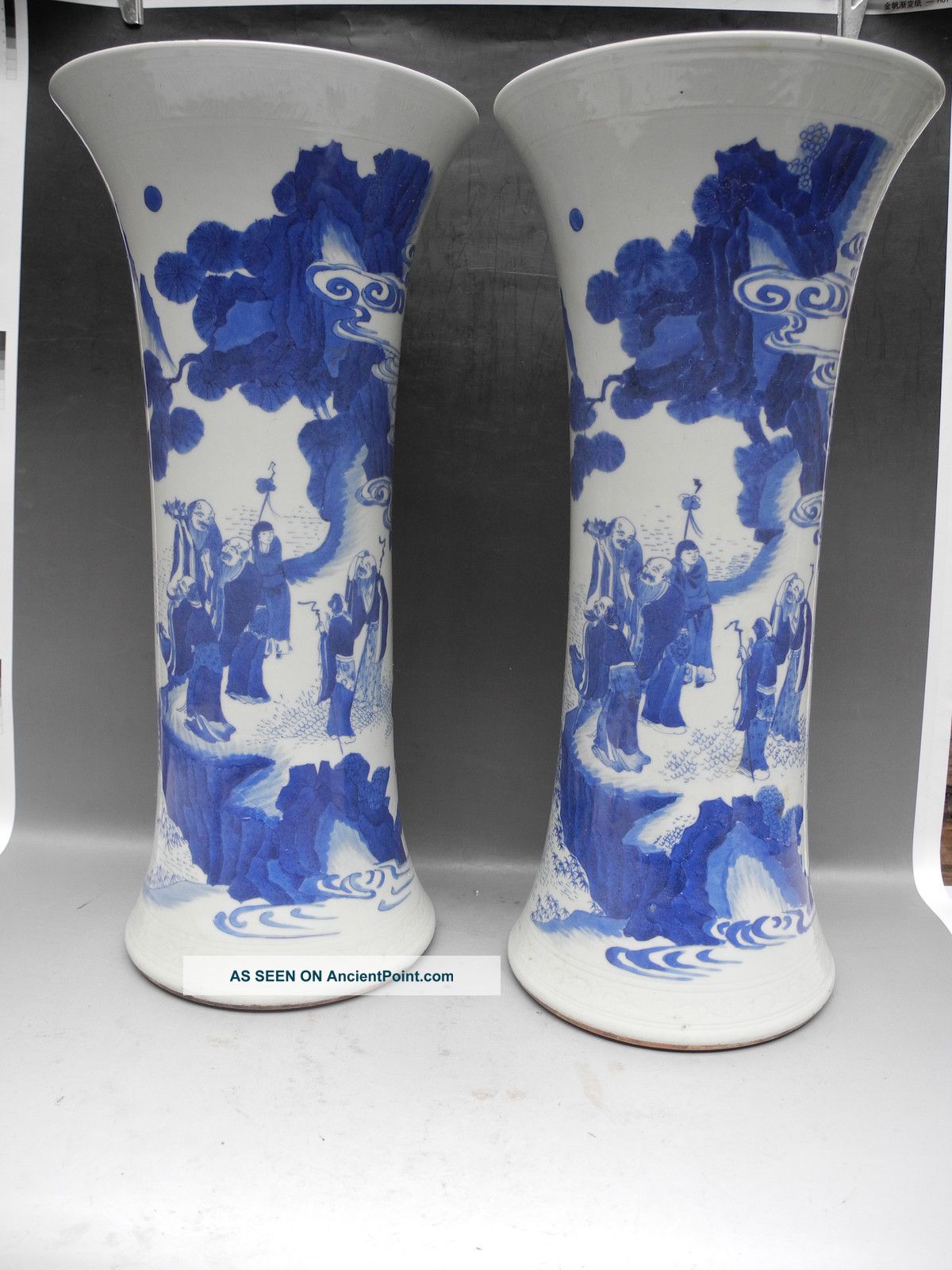 Chinese A Pair Blue & White Person Porcelain Vases Vases photo