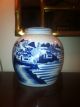 Blue And White Chinese Porcelain Jar Pair - Two Jars Vases photo 4