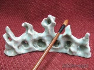 Chinese Traditional Porcelain Penholder / Paperweight photo