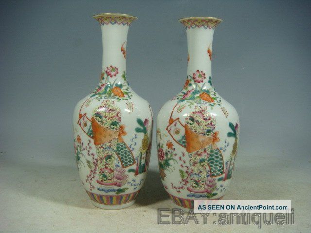 Famille Rose Porcelain Vases Vases photo