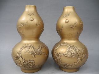 Chinese A Pair Gilt Dragons Porcelain Vases photo
