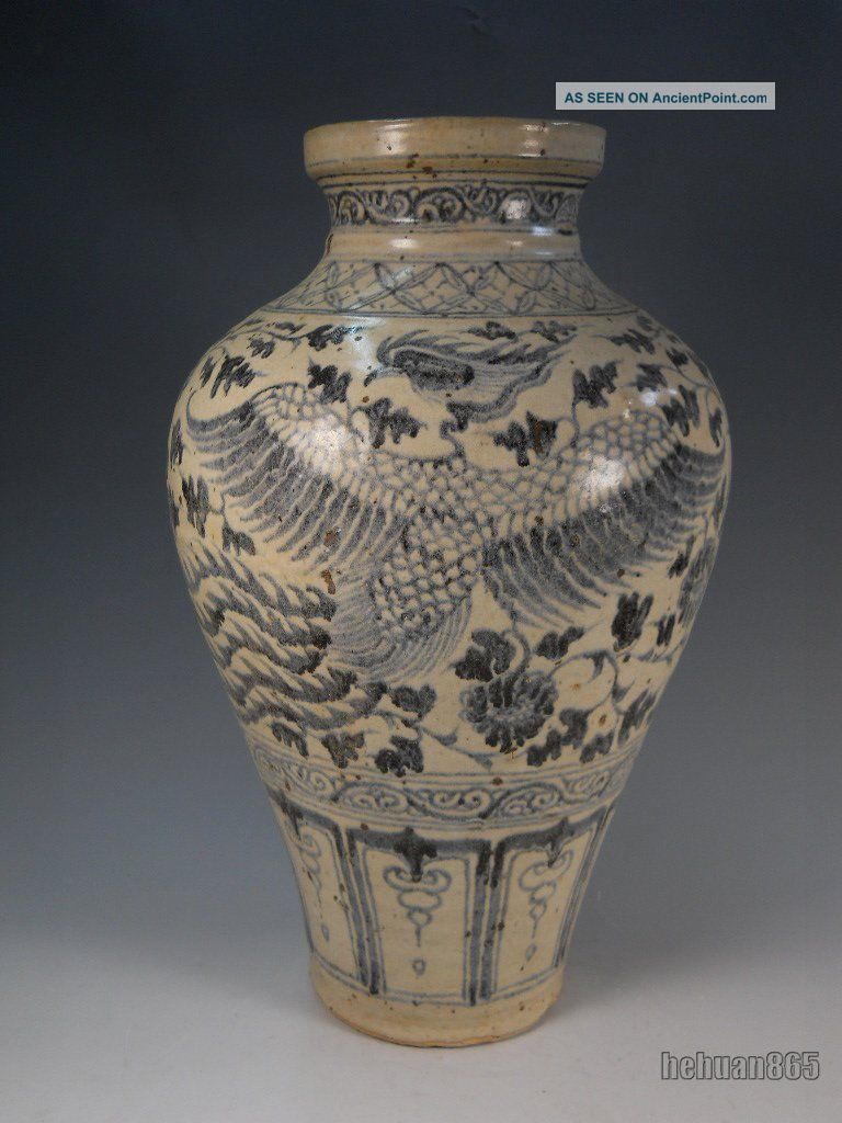 A Stunning Large Chinese Blue And White Porcelain Vase Phoenix Vases photo