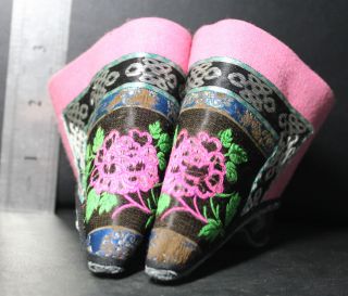 Chinese Women Bound Feet Embroidery Shoes photo