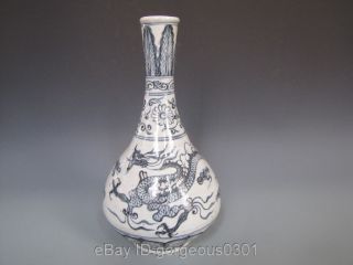 Excellent Chinese Blue&white Porcelain Dragon Vase photo