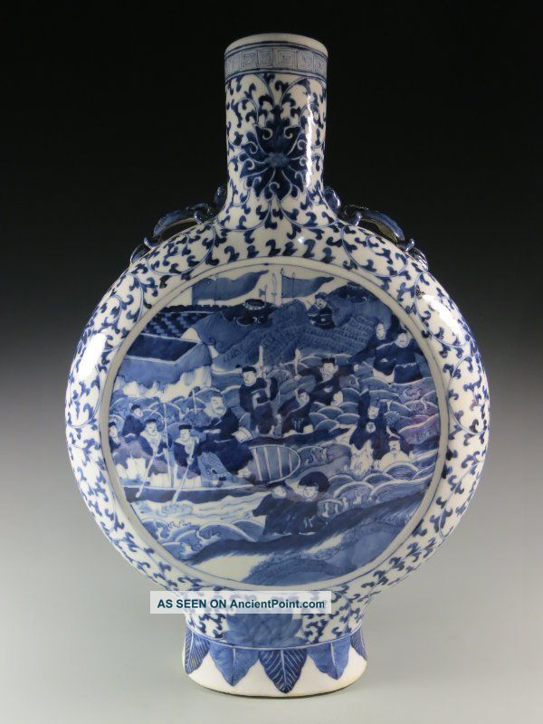 A Stunning Chinese Blue And White Porcelain Flat Vase Vases photo