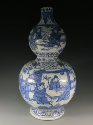 A Huge Stunning Chinese Blue And White Porcelain Gourd Vase photo