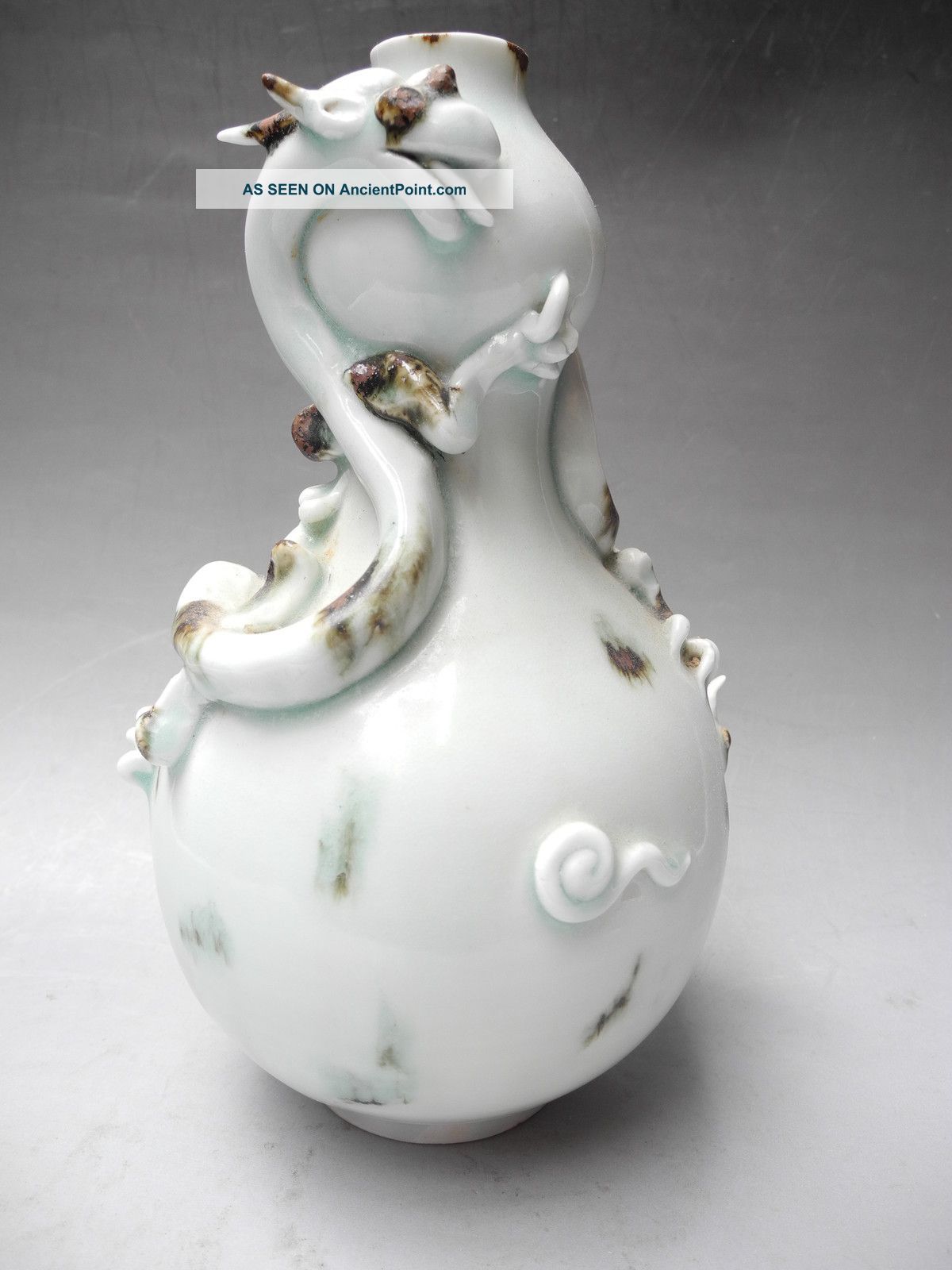 Chinese Ying Qing Kiln Glue Dragons Porcelain Vase Vases photo
