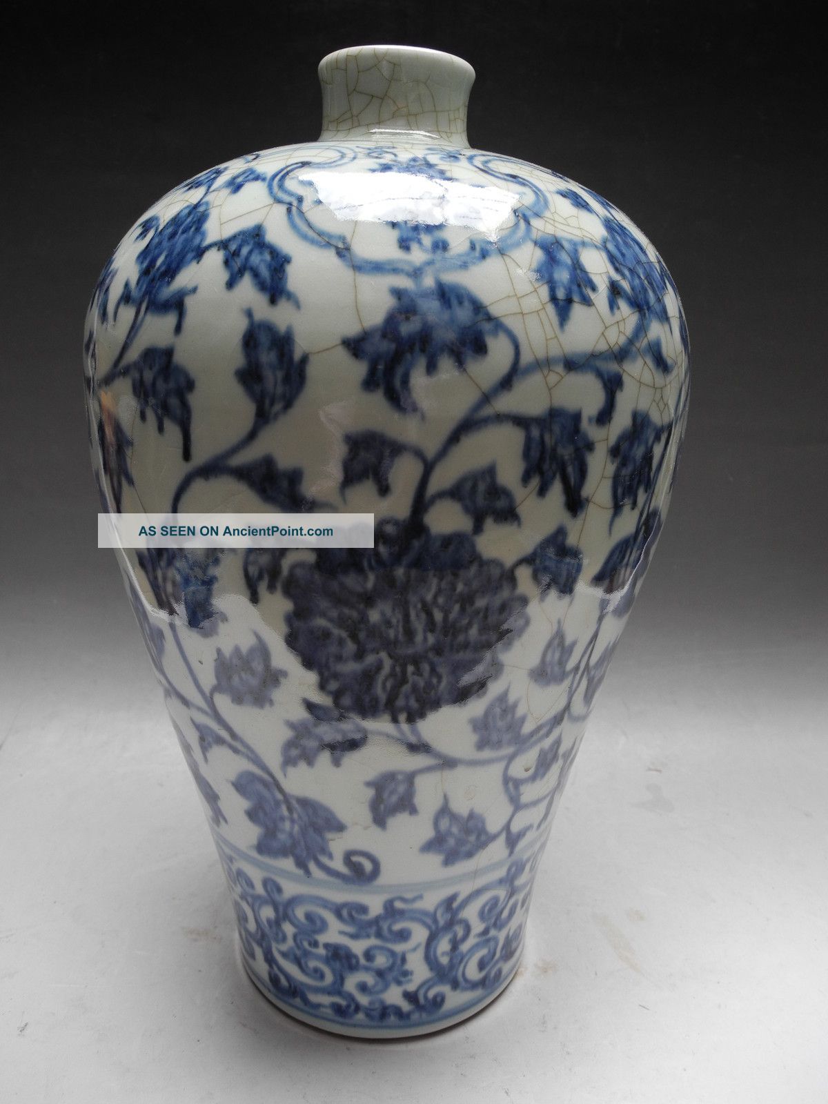 Blue& White Peony Porcelain Meiping Vase Vases photo