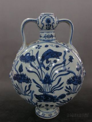 A Stunning Chinese Blue And White Porcelain Flat Vase Fish photo