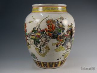 Outstanding Chinese Wucai Porcelain Jar Pot photo