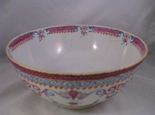 Chinese Export Famille Rose 18th Century Bowl Bats photo