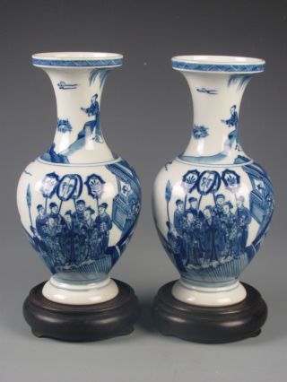 Fine A Pair Rare Chinese Blue & White Porcelain People Vases photo