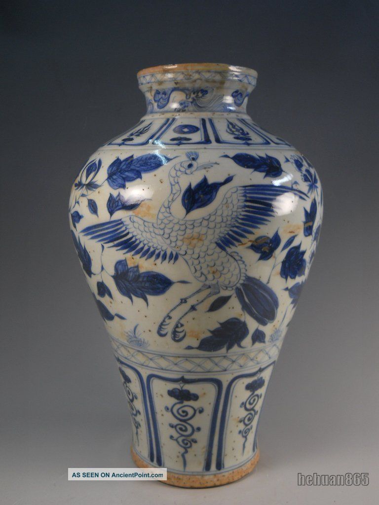 A Stunning Chinese Blue And White Porcelain Phoenix Vase Vases photo