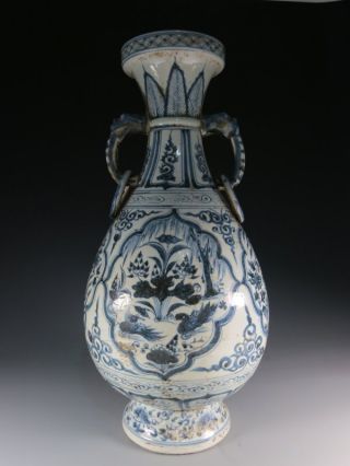 A Huge Stunning Chinese Blue And White Porcelain Eared Vase photo