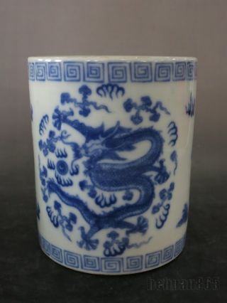A Stunning Chinese Blue White Porcelain Dragon Brush Pot photo