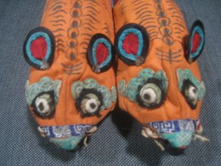 Old Chinese Embroider Baby Hand Guard - Tiger photo