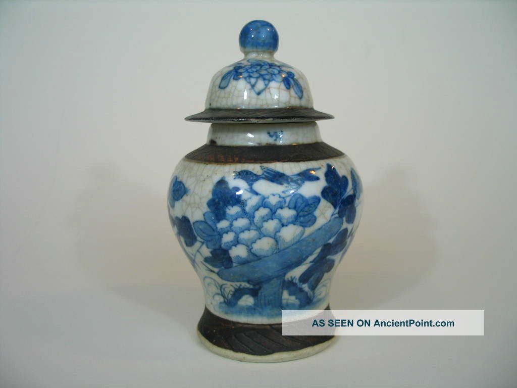 Antique Chinese Blue And White Porcelain Small Temple Jar With Chenghua Mark Vases photo