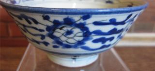 Good Antique Chinese Porcelain Bowl 19th Century photo