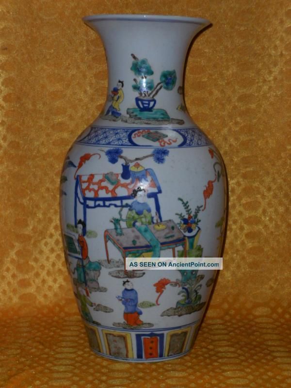 Rare Chinese Famille Rose Porcelain Figure Vase Vases photo