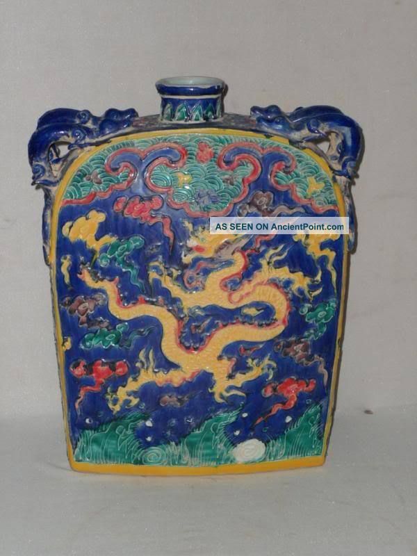 Chinese Fa Hua Color Porcelain Dragon Vase Vases photo