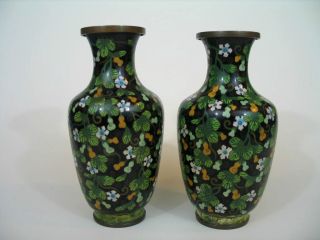 A Pair Of Antique Chinese Export Cloisonne Vases photo
