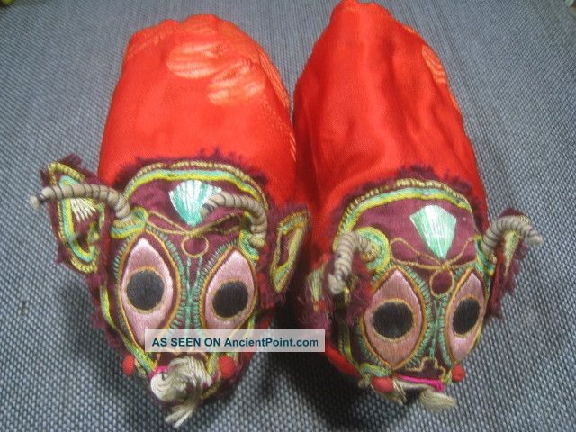 Old Chinese Embroider Baby Hand Guard - Ox Head Other photo