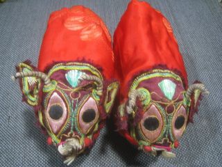 Old Chinese Embroider Baby Hand Guard - Ox Head photo