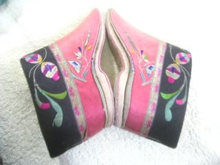 Antique Chinese Women Bound Feet Embroidery Shoes photo