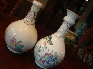 Antique Chinese Famille Rose Vase,  Qianlong,  18th C photo