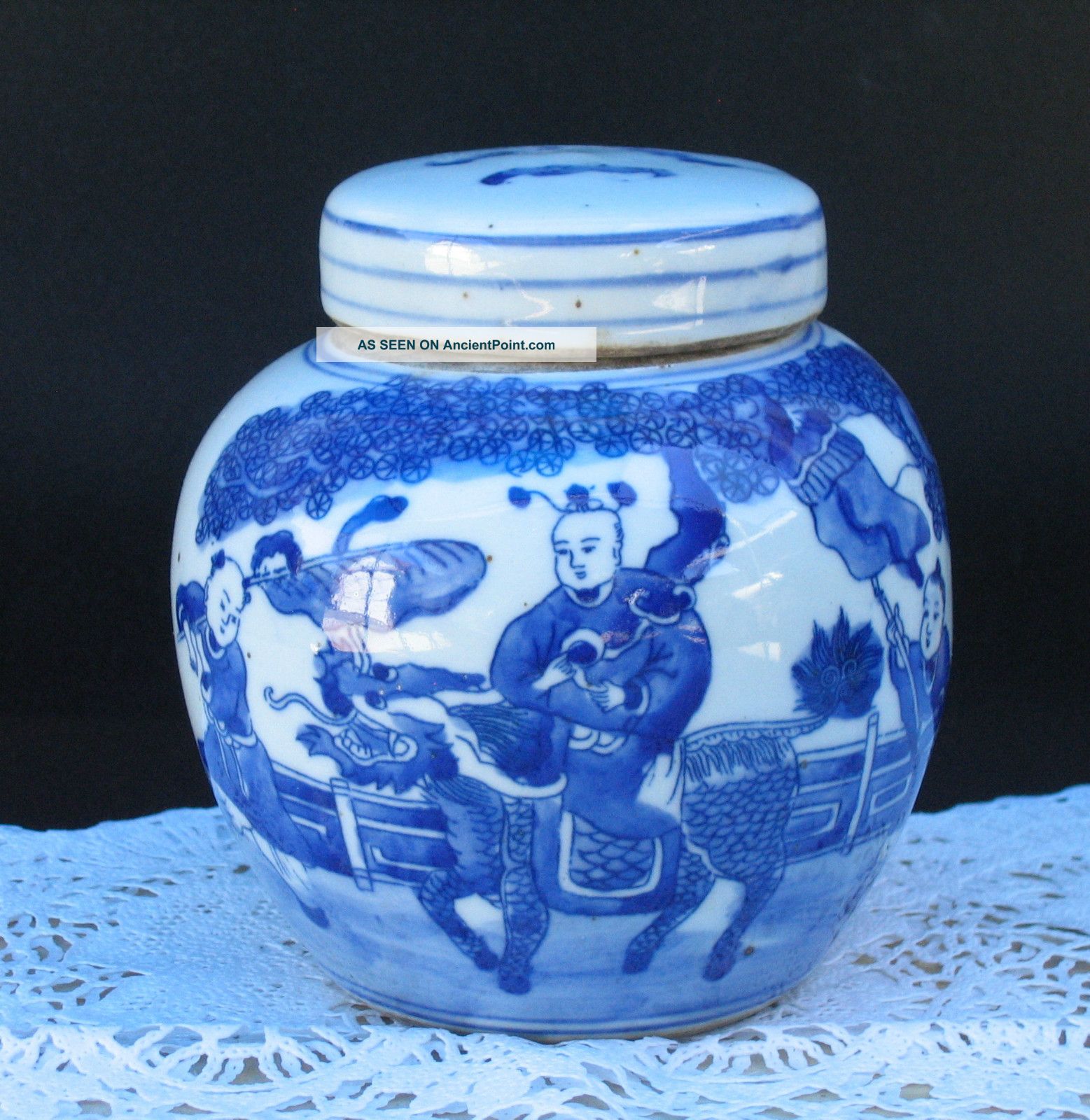Small Blue And White Chinese Porcelain Jar With Lid Vases photo
