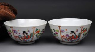 Old Famille Rose Porcelain Bowls Pair Figure Design Of Chinese Antique photo