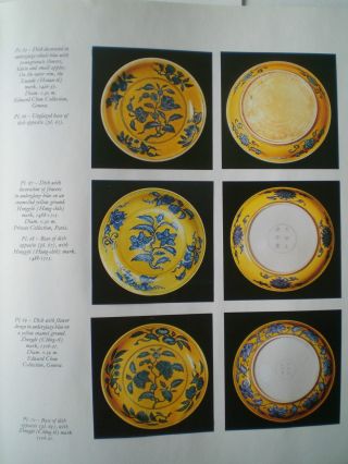 Two Books Of Chinese Ceramics,  Lots Of Rare Kangxi,  Yongzheng Porcelain Pictures photo