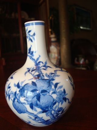 Antique Chinese Blue And White Peach Vase,  Yongzheng Marked photo
