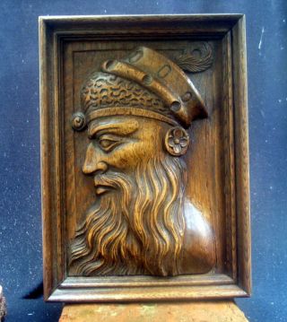Quality Carved 17th Century Wood Panel With The Head Of A Person Near Eas photo