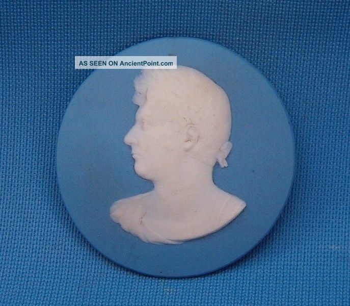C1830s Wedgwood Jasperware George Iv Portrait Cameo Medallion Figurines photo