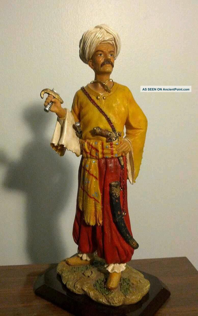 Di ' Caprio Statue Figurines photo